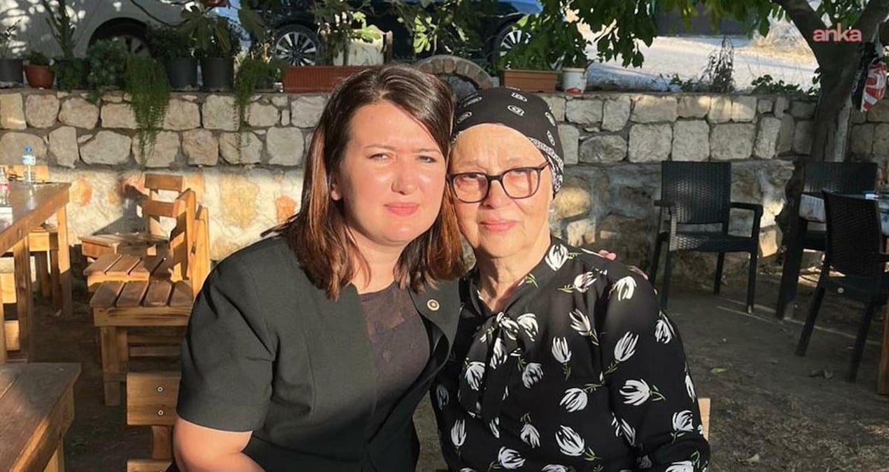 CHP’li Gökçe Gökçen’den Murat Çalık’ın annesine ziyaret chpli gokce gokcenden murat calikin annesine ziyaret SARyG7Lk