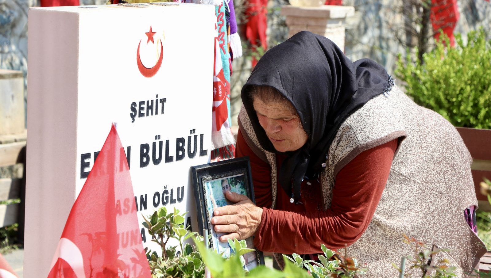 Eren Bülbül’ün acısı 8 yıldır taze eren bulbulun acisi 8 yildir taze I3TbBEZ7