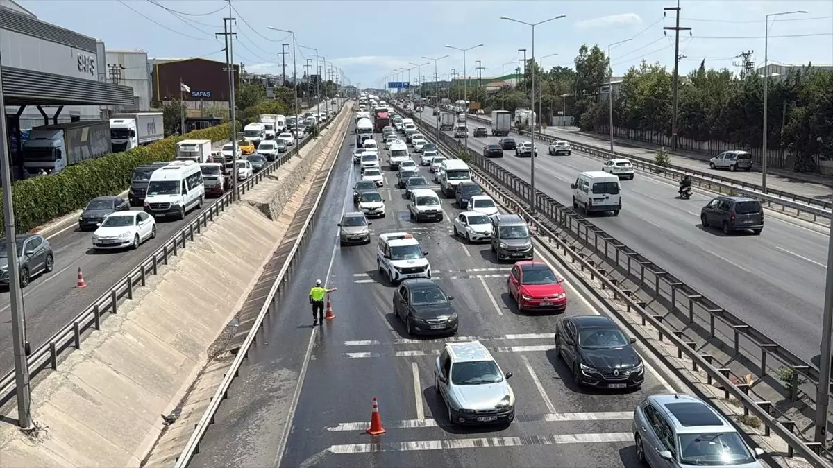 Gebze’de Zincirleme Kaza: 2 Yaralı gebzede zincirleme kaza 2 yarali u1bLtJBI
