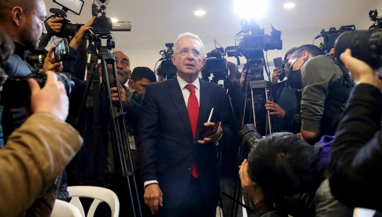 Kolombiya: Eski Cumhurbaşkanının ev hapsi cezası kaldırıldı kolombiya eski cumhurbaskaninin ev hapsi cezasi kaldirildi 6dl4g64z