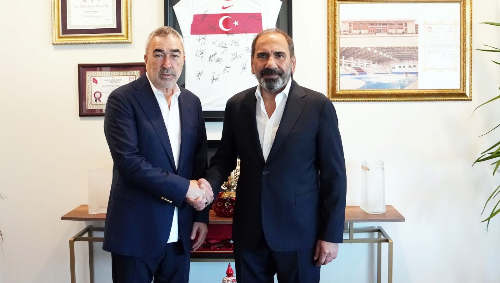 TFF resmen açıkladı: Hami Mandıralı ve Samet Aybaba’ya görev! tff resmen acikladi hami mandirali ve samet aybabaya gorev ODK6xO6O