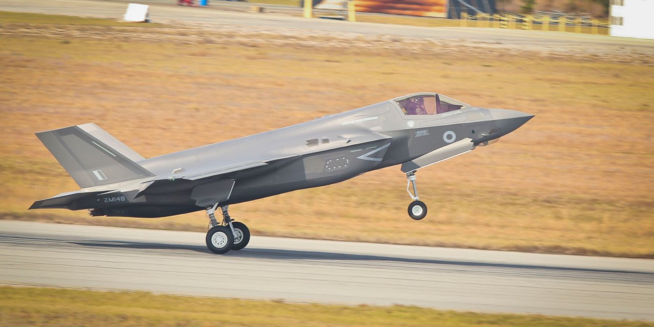 Türkiye’ye verilmeyen F-35’ten bir arıza daha: Acil iniş yaptı turkiyeye verilmeyen f 35ten bir ariza daha acil inis yapti qDzAX2Jx