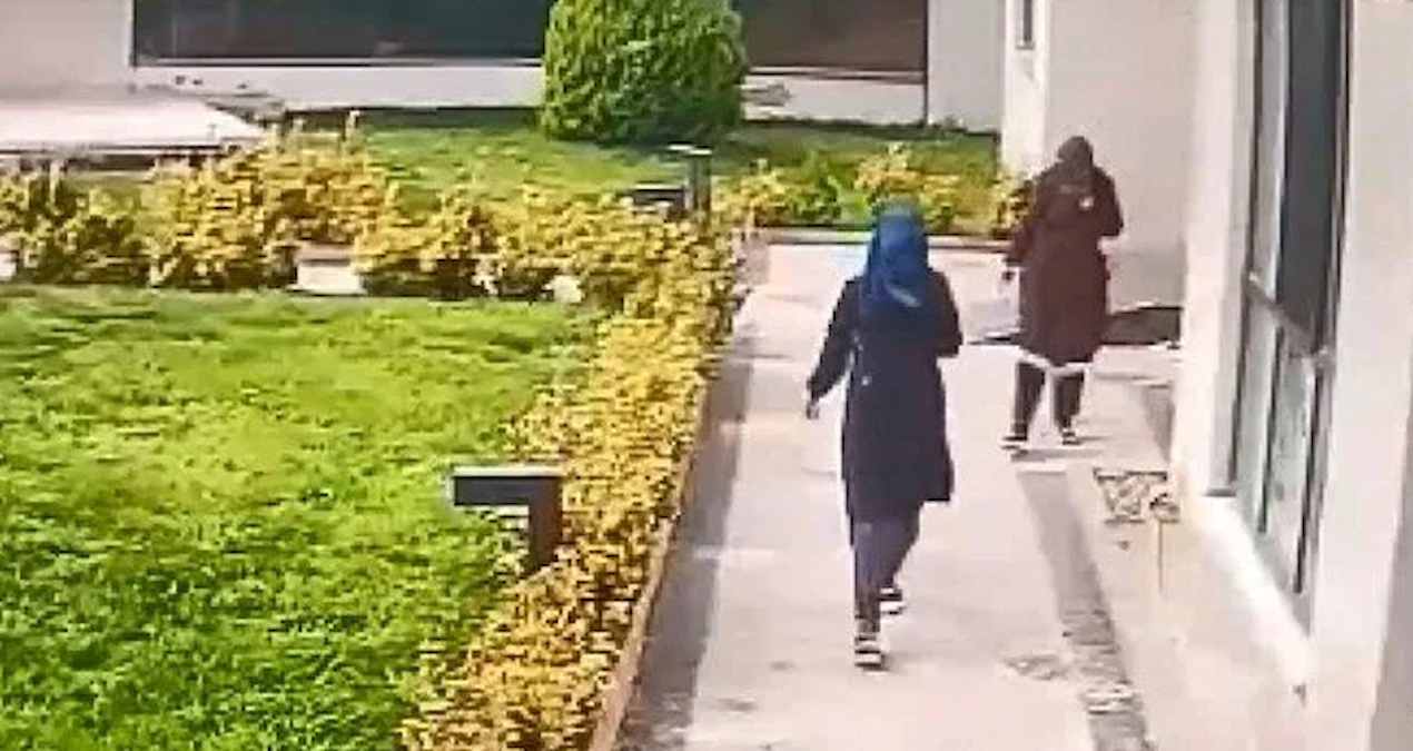 2 milyon liralik ziynet esyasi calan kadinlar yakalandi fSNhQ3Qn