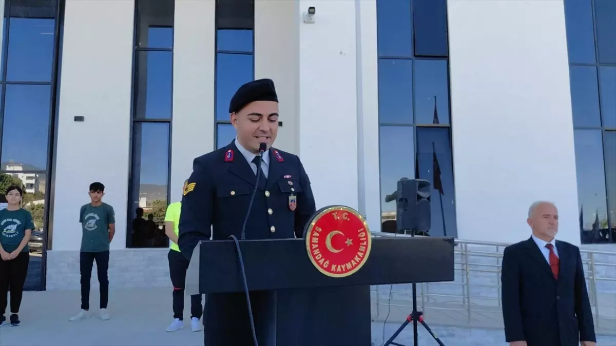 adana mersin hatay ve osmaniyenin ilcelerinde gaziler gunu kutlandi tVTRKGmy