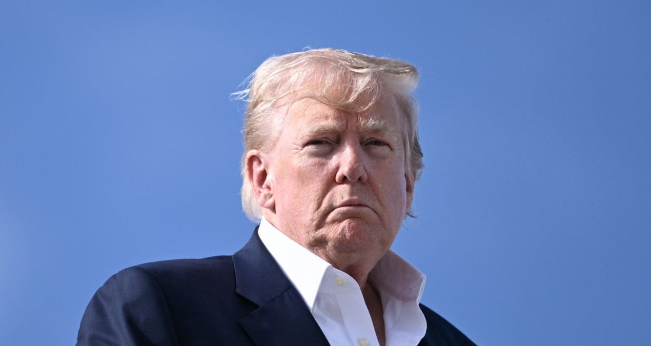 bu iki resmideki fark ne trump gazzede sectigi tarafi masada gosterdi A9PfrSMP