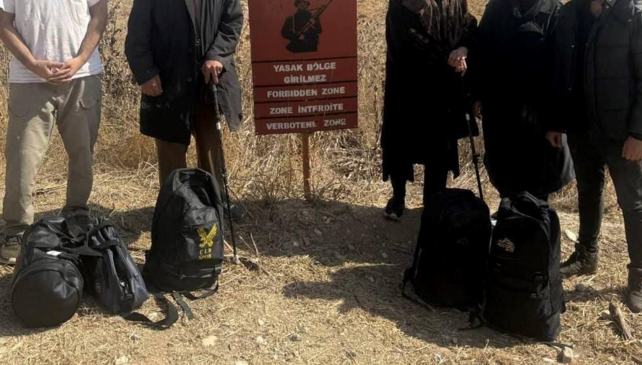 edirne ve kirklarelinde 11 duzensiz gocmen yakalandi Gg5UnaTr