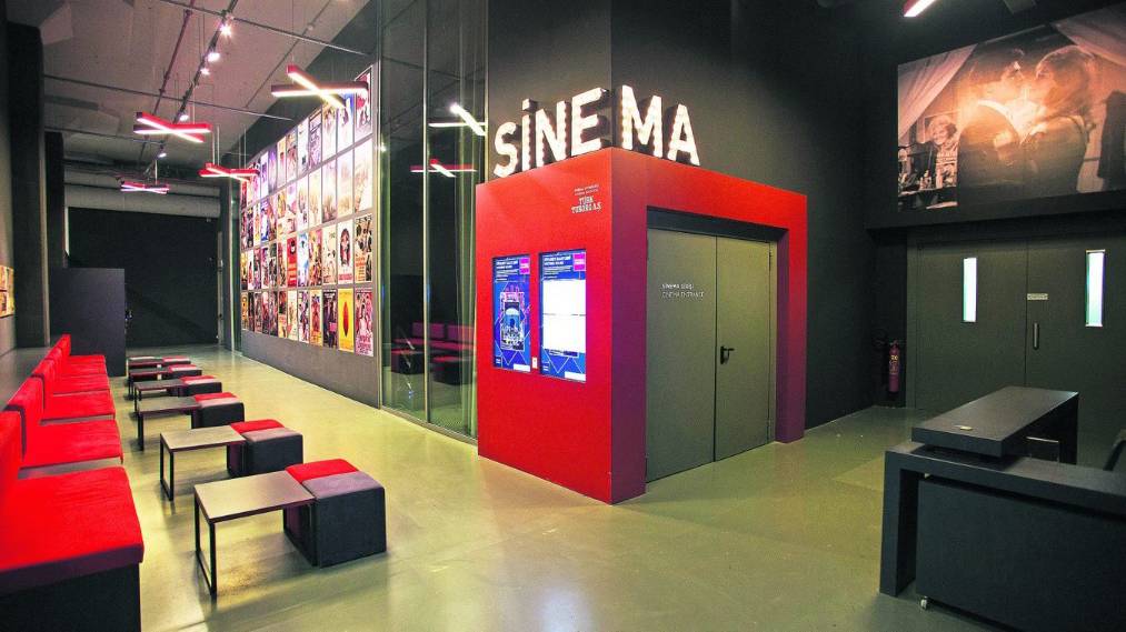 istanbul modern sinema yeni sezonu oyun temasiyla aciyor dogruluk mu cesaret mi mvsR7VH4