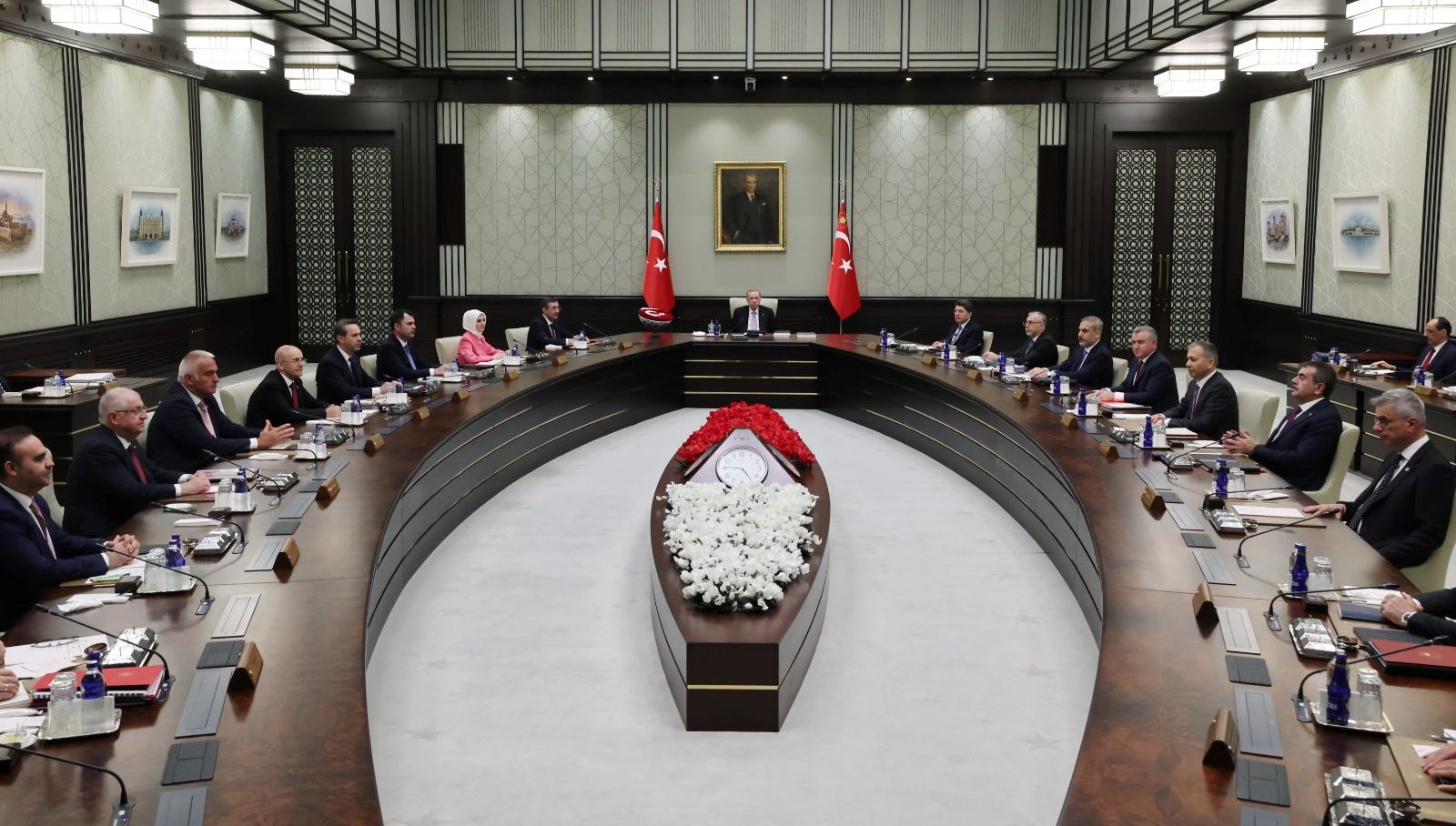 kabine bugun toplaniyor gundemde hangi konular var 5FryGSWw