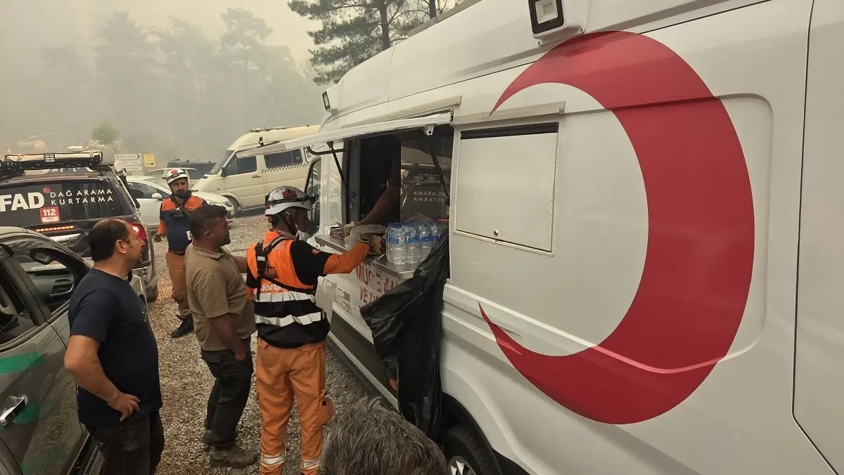 kizilaydan yangin mudahalesine destek vRaWeukV