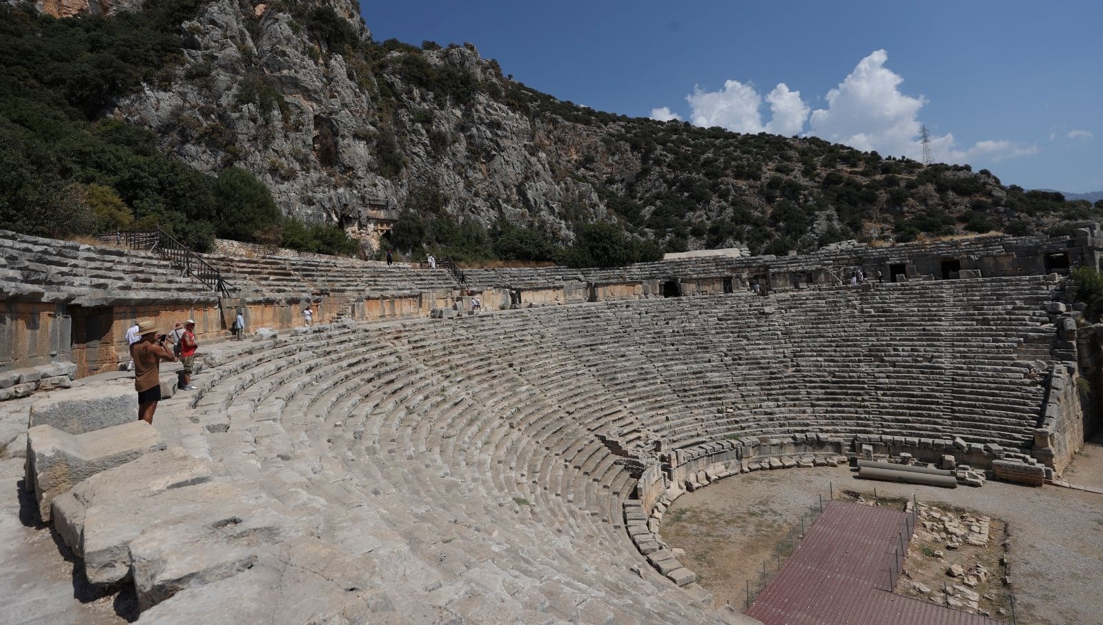 likyanin en buyuk antik tiyatrosunun sahne binasi ayaga kaldirilacak Pm2kZr7p