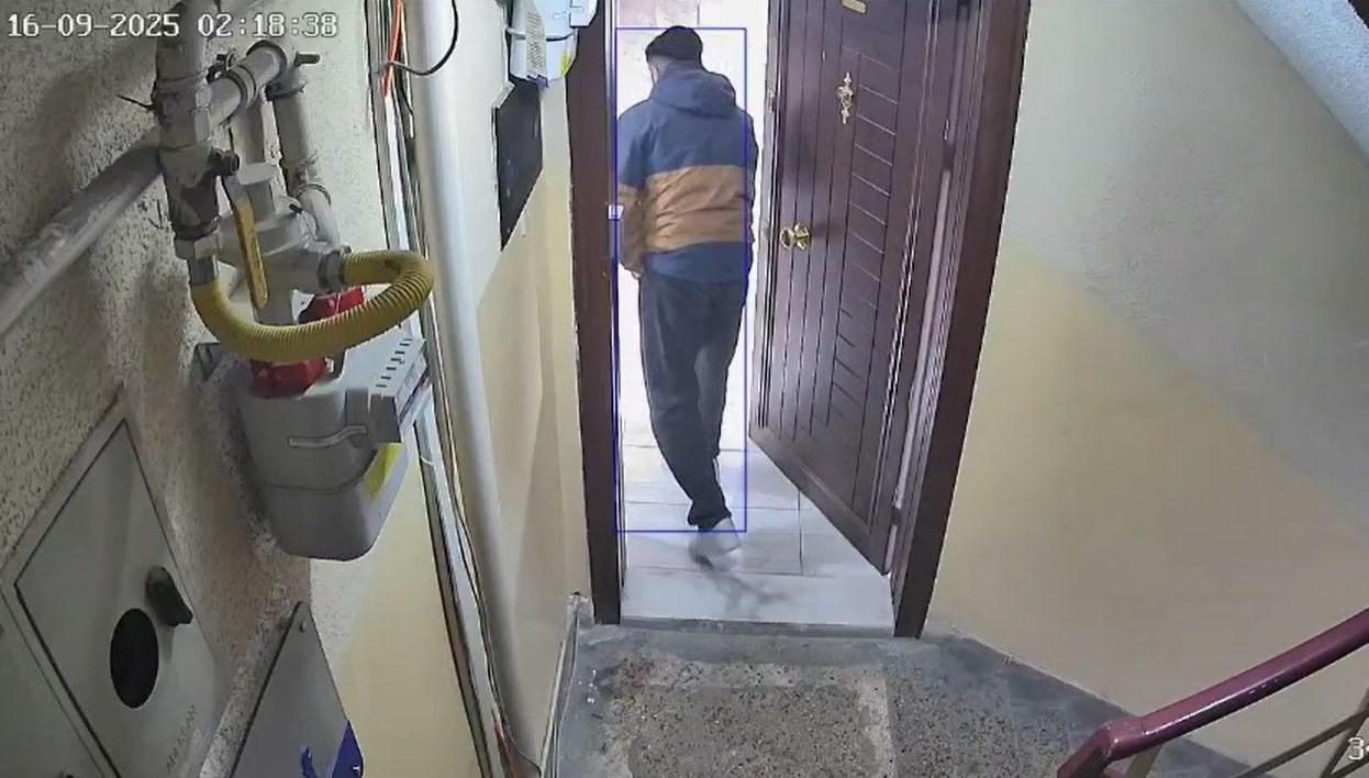 siparis goturdugu eve girmeye calismisti kuryenin ifadesi ortaya cikti wn5zI2xi