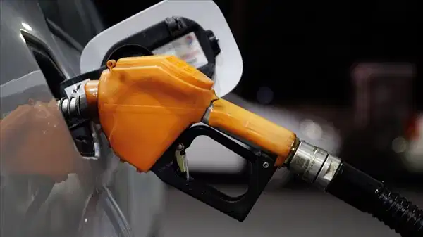 akaryakit fiyatlari ne kadar oldu 6 ekim 2025 benzin motorin ve lpg fiyatlari eBMNTOlB