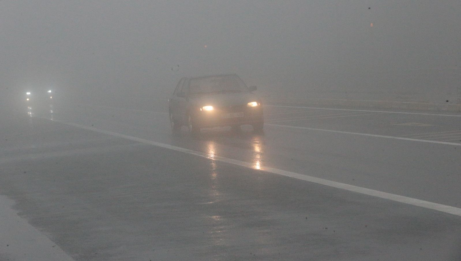 bolu daginda goz gozu gormuyor GfB7HEBL.jpg