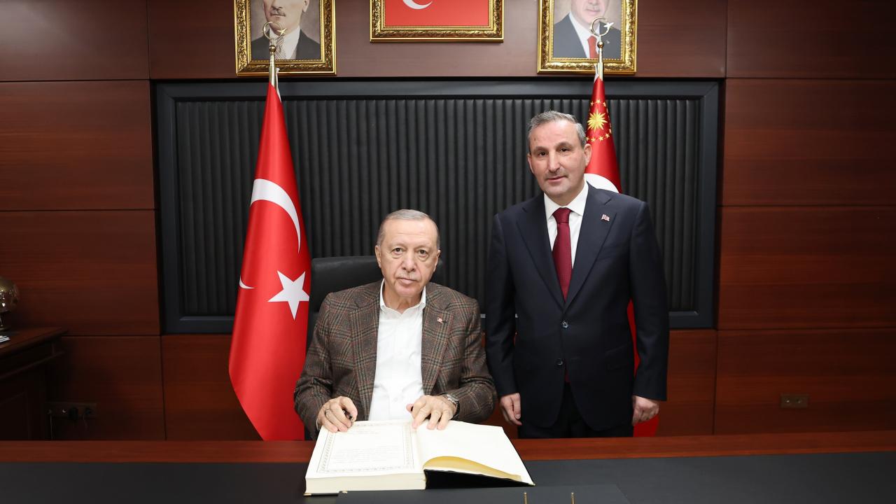 erdogandan sultanbeyli belediye baskani tombasa ziyaret Z3sfeABu