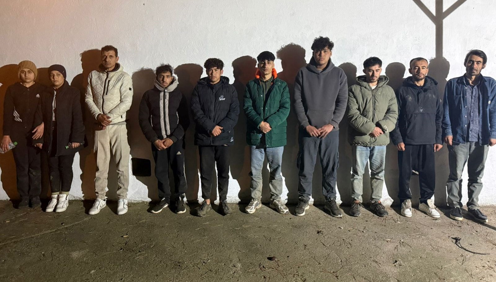 hatayda duzensizgocmenler yakalandi W1L8dfFJ.jpg