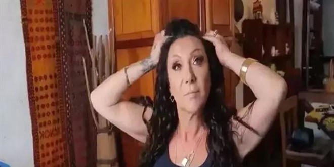 sarkici gullunun kizi ve arkadasinin avukatindan suc duyurusu SfiPPMU9.jpg