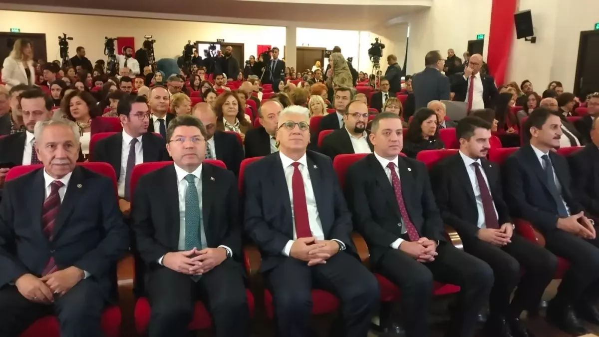 hukuk fakulteleri kontenjanlari azaliyor e3L3Lwsw.jpg