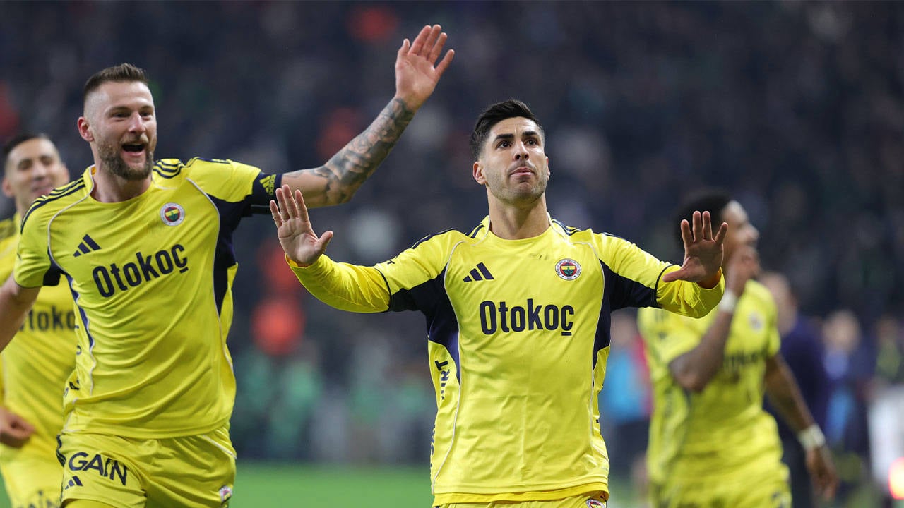 Fenerbahçe zorlu deplasmandan üç puanla dönüyor