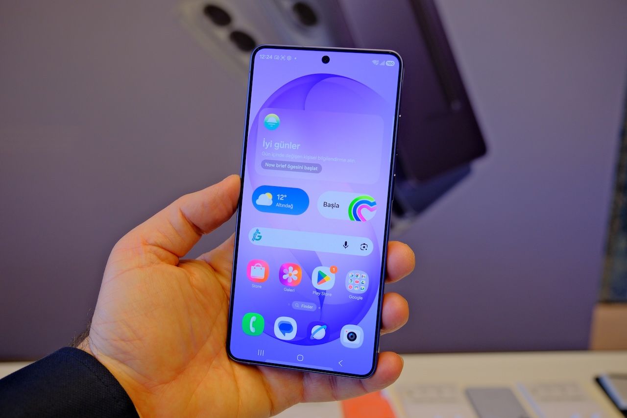 Galaxy S26 ve Pixel 10’a yeni Gemini destekli Android özellikleri