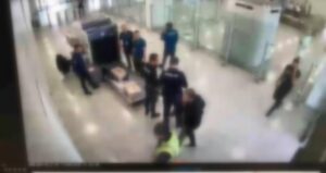 istanbul-havalimaninda-buyuk-skandal-yer-hizmetleri-araciyla-kokain-sevkiyati-LuDgNfmQ