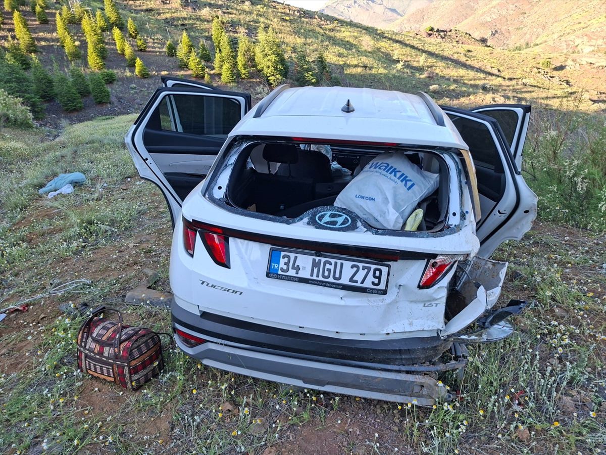 Ulukışla’da SUV Devrildi: 5 Yaralı